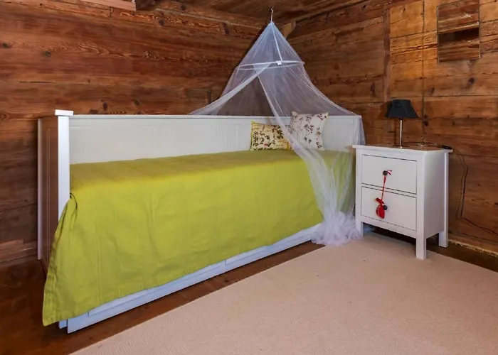 Hébergement de vacances Lindeli By Interhome